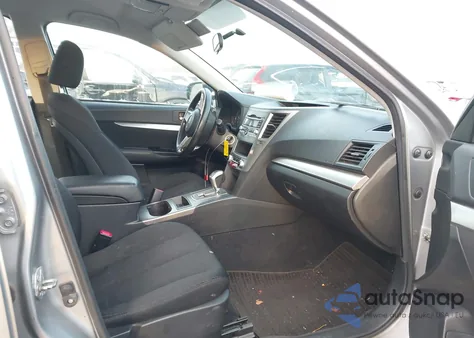 2010 Subaru Legacy 2.5I из США, поврежденный, VIN 4S3BMBA6XA3234268